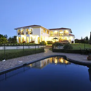 Bed & Breakfast The Pillars Retreat Taupo